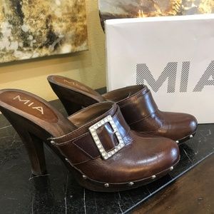 Mia Cognac Leather Embellished Clogs Size 8